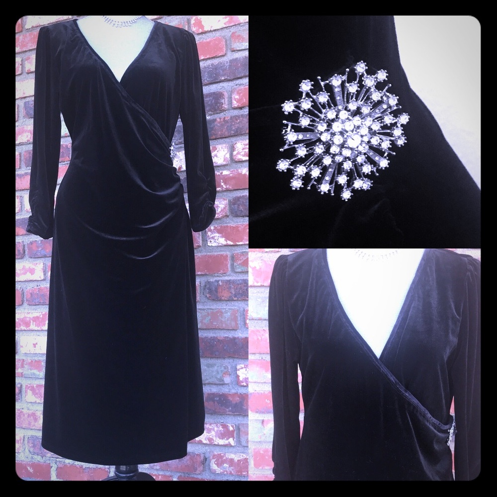 Black Velvet Little black dress Vintage 80s 90s elegant Long sleeve Dress-